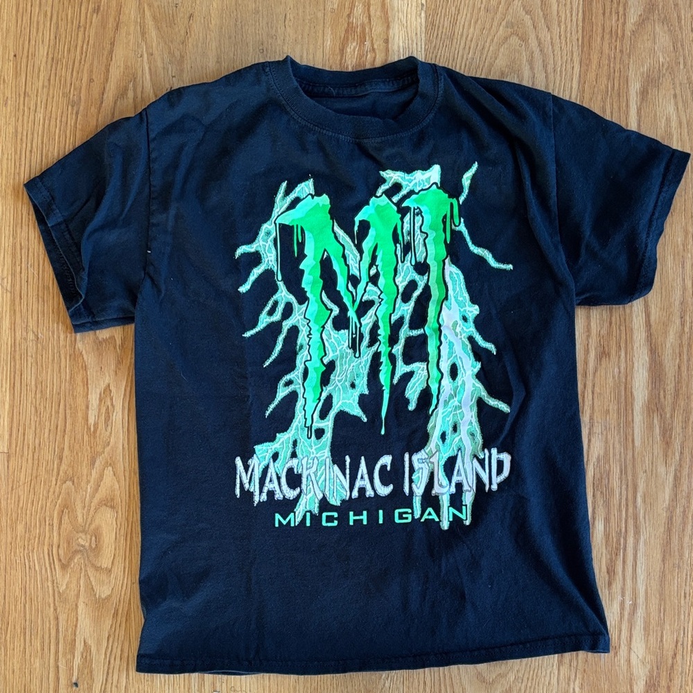 Mackinac Island Kids Black T-Shirt, Youth L